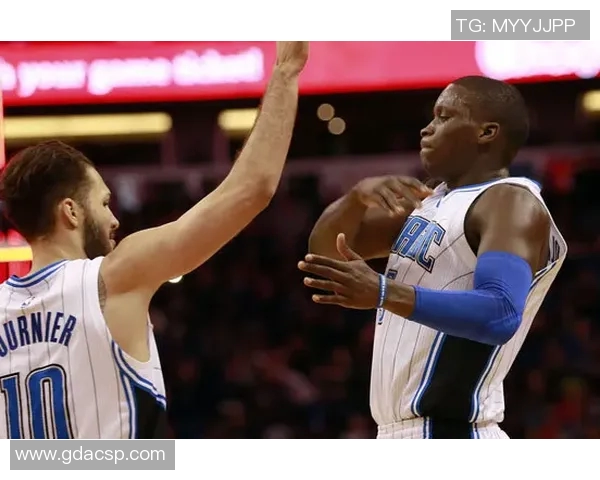 奥兰多魔术后场新援离开太阳队后投篮命中率暴跌，球队体系转换暴露技术短板